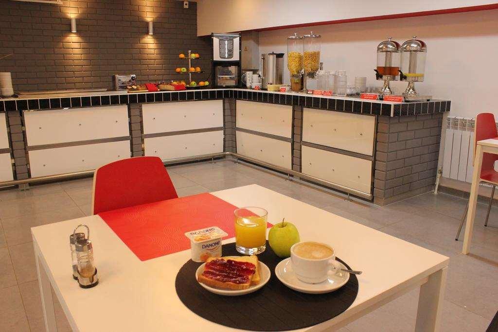 Chisto Hotel Gomel Restaurante foto